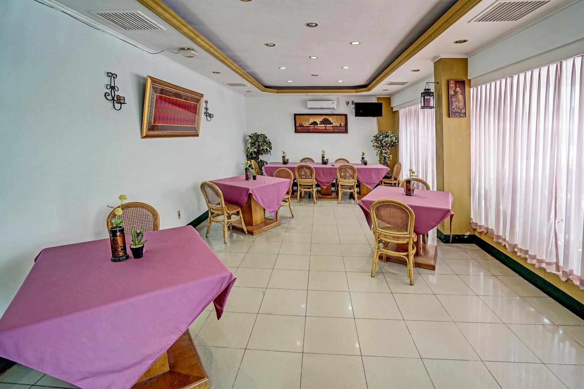 Super Oyo 91805 Hotel Wisma Bari Palimbão Exterior foto